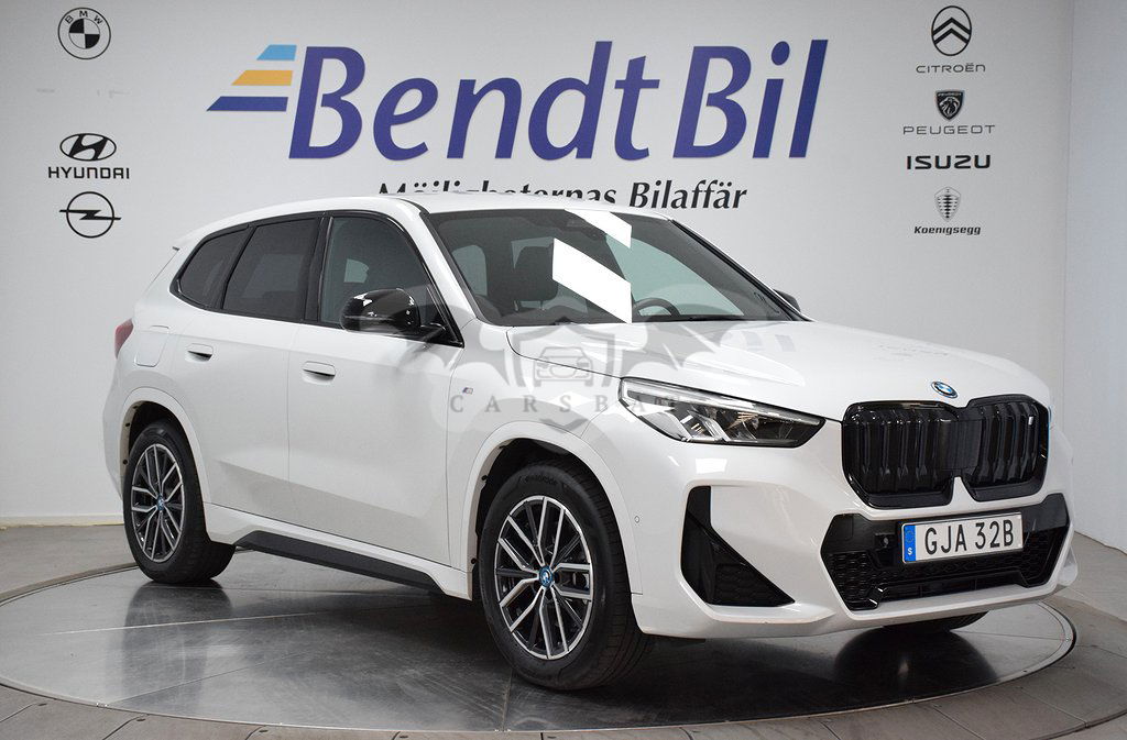 BMW iX1 2023