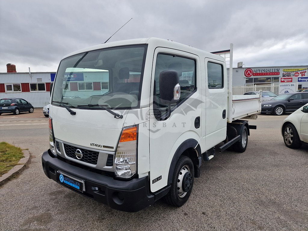 Nissan NT 2016