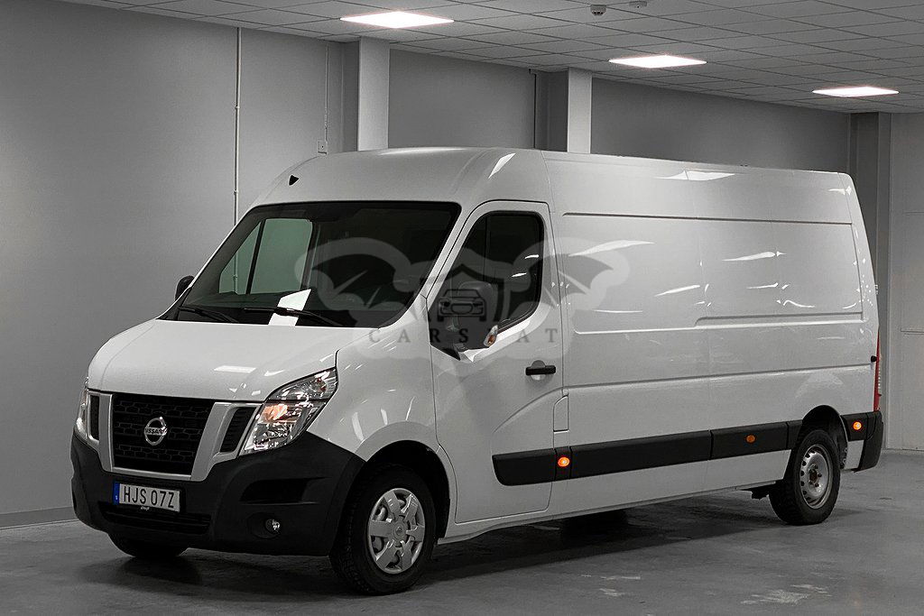 Nissan NV400 2019