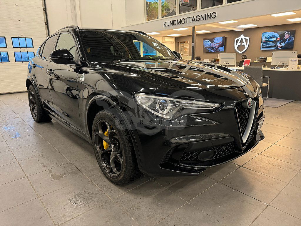 Alfa Romeo Stelvio 2019