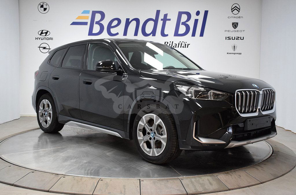 BMW iX1 2024