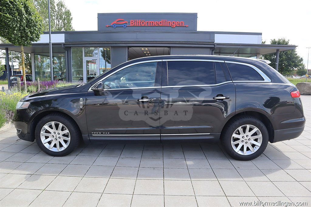 Lincoln MKT 2014