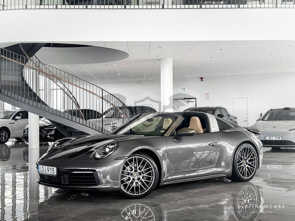 Porsche 992 2023
