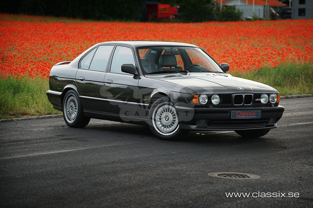 BMW M5 1990