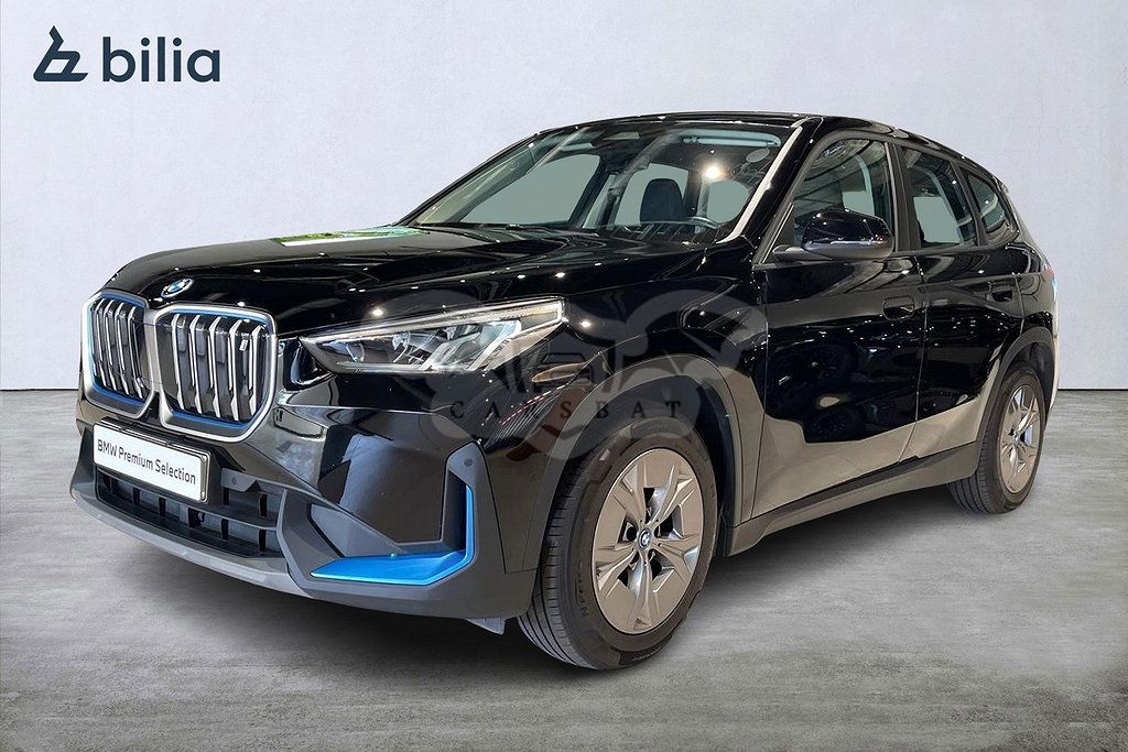 BMW iX1 2023