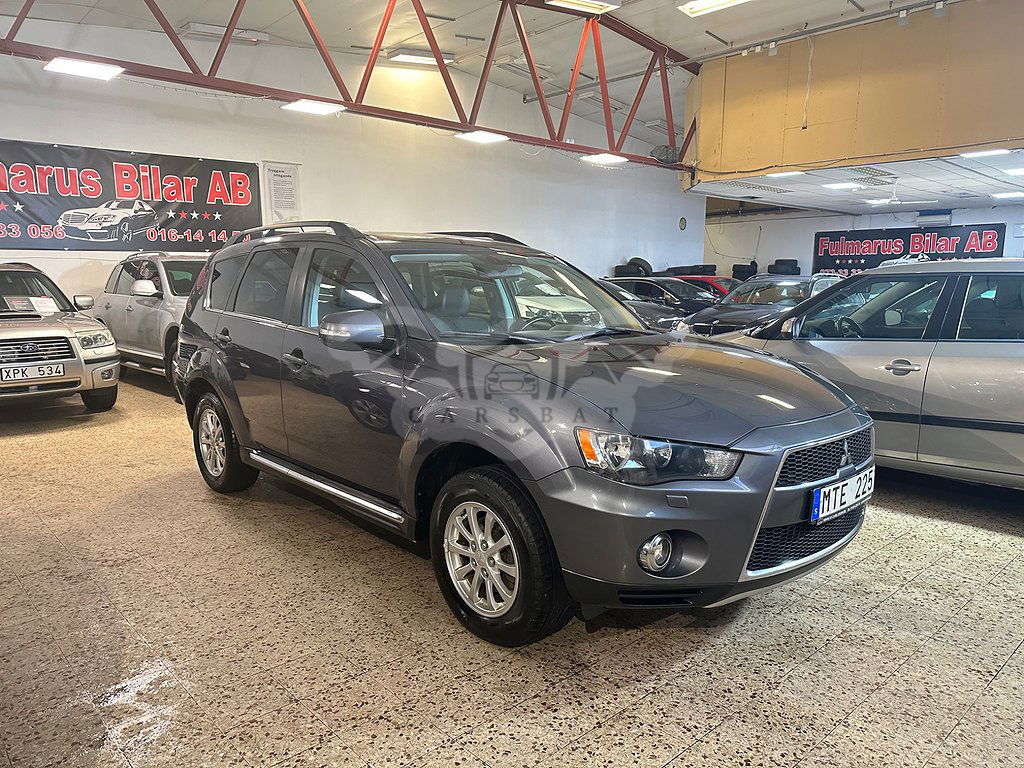 Mitsubishi Outlander 2012