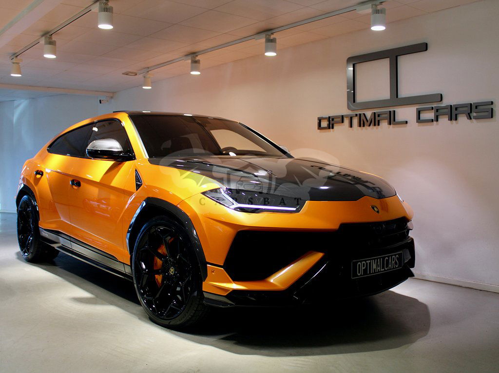 Lamborghini Urus 2024