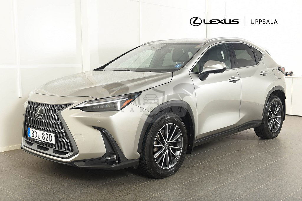 Lexus NX 2023