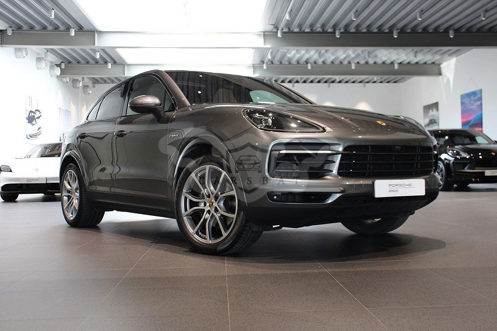 Porsche Cayenne 2021