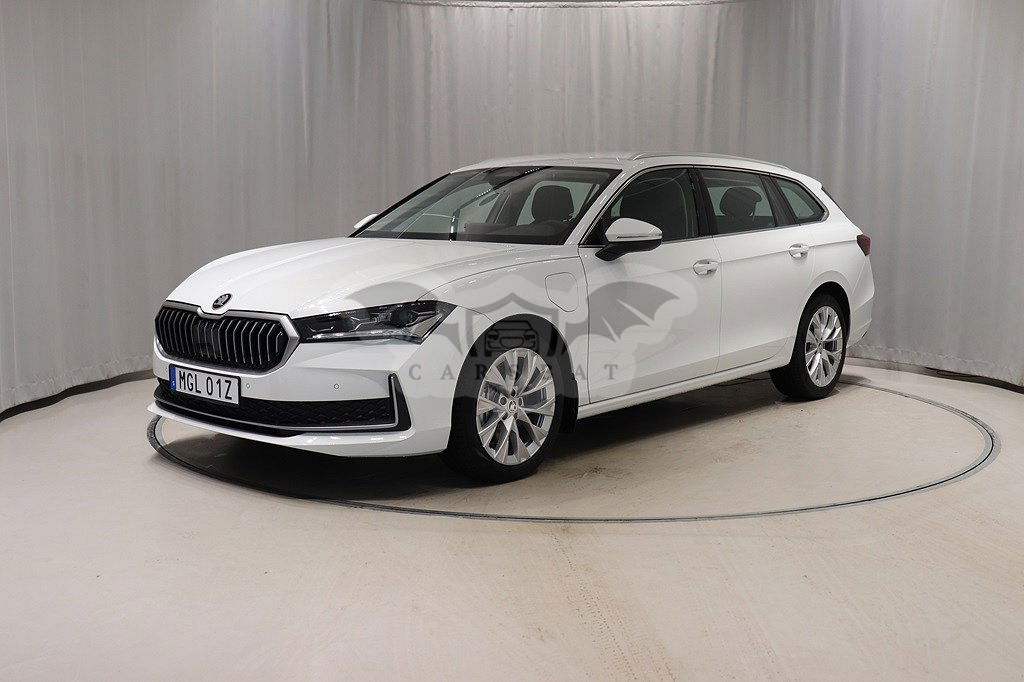 Skoda Superb 2024