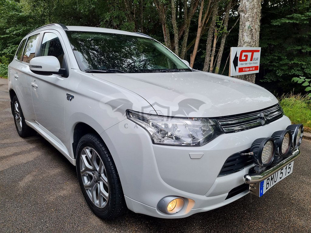 Mitsubishi Outlander 2014