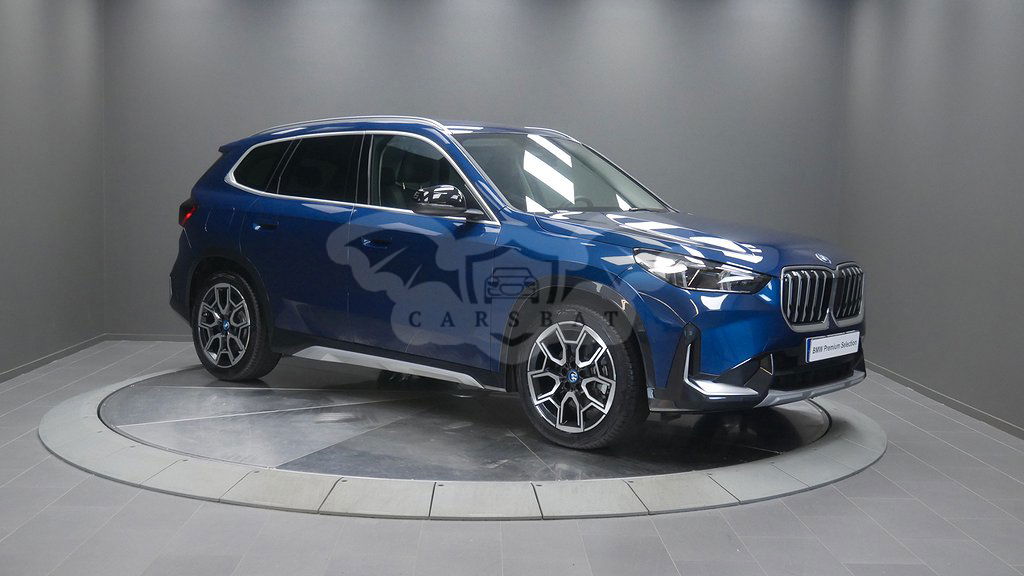 BMW iX1 2023