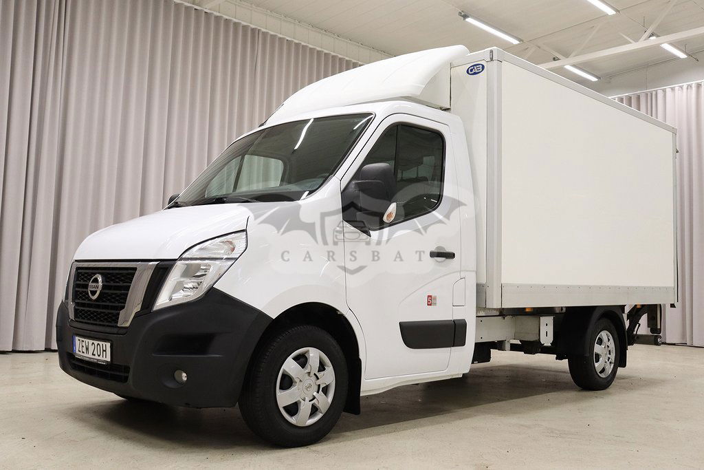 Nissan NV400 2019