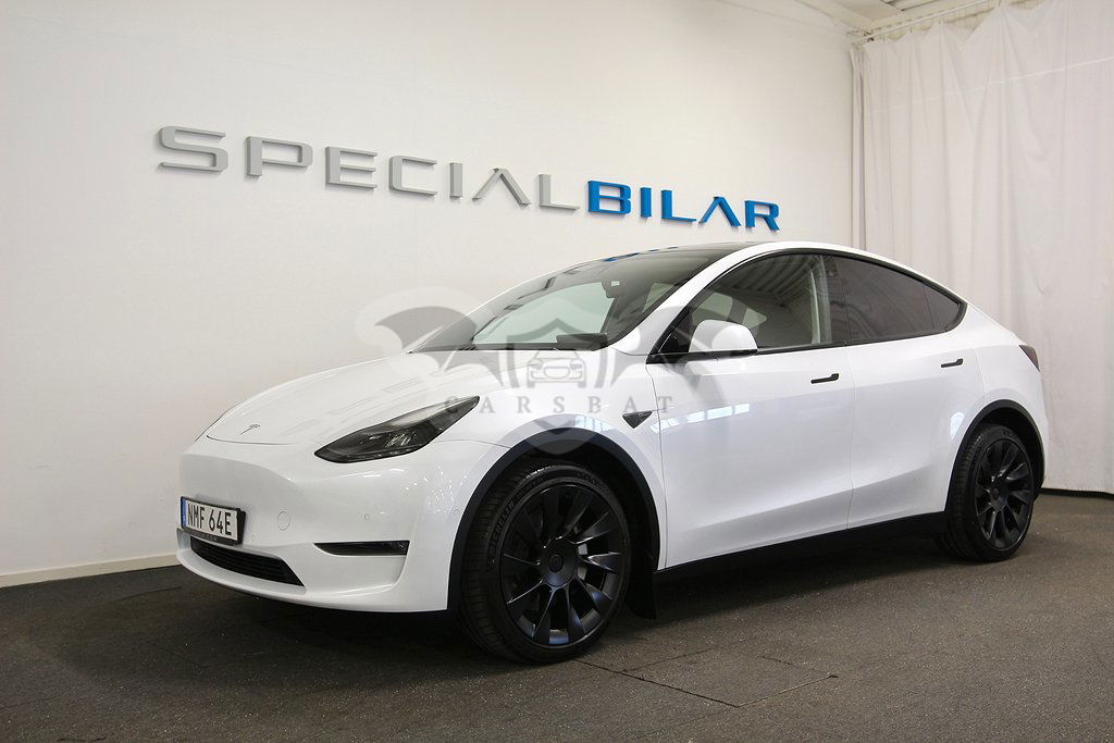 Tesla Model Y 2021