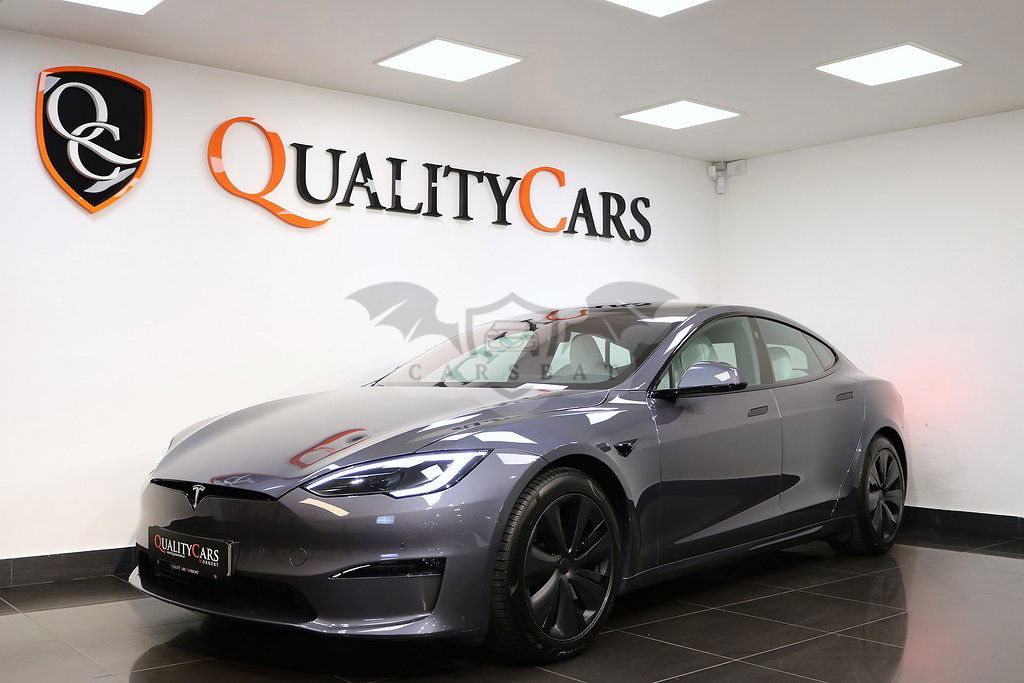 Tesla Model S 2022