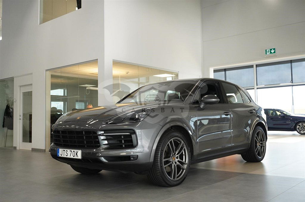 Porsche Cayenne 2021