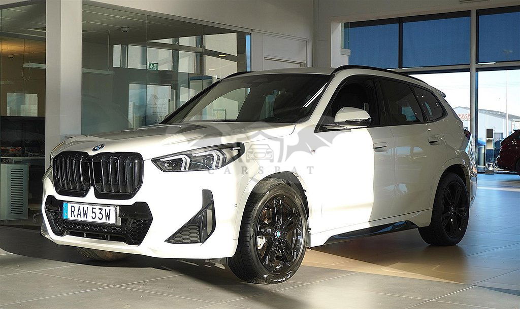 BMW iX1 2023