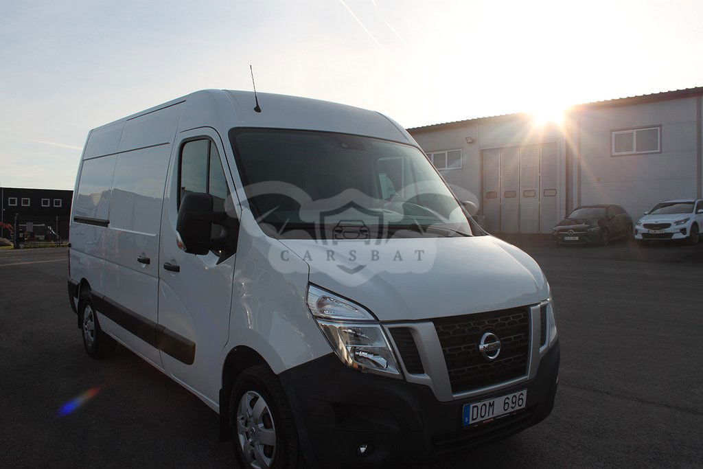 Nissan NV400 2013