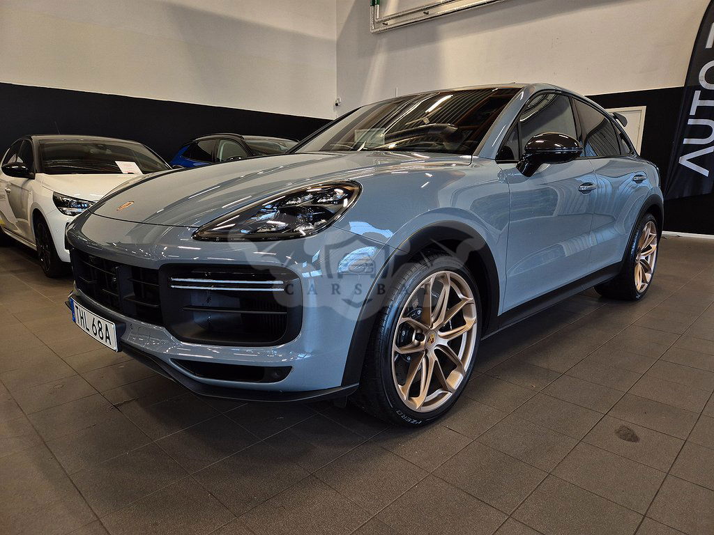 Porsche Cayenne 2021