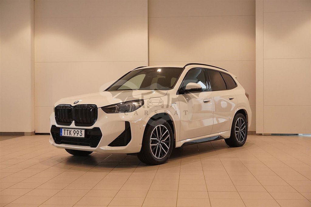 BMW iX1 2023
