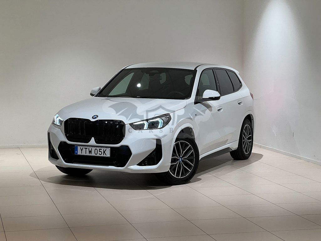BMW iX1 2023