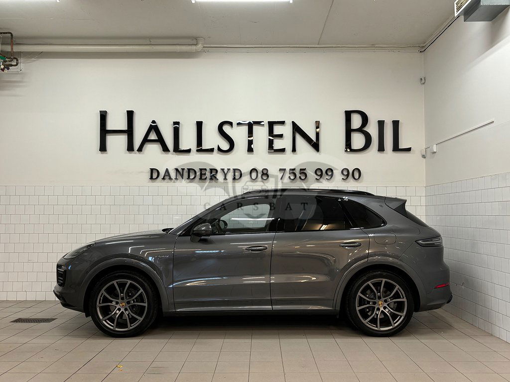 Porsche Cayenne 2022