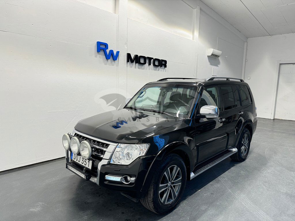 Mitsubishi Pajero 2014
