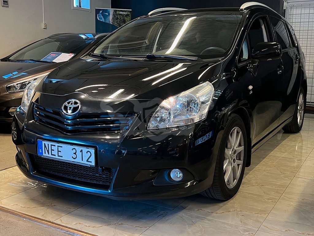 Toyota Verso 2012