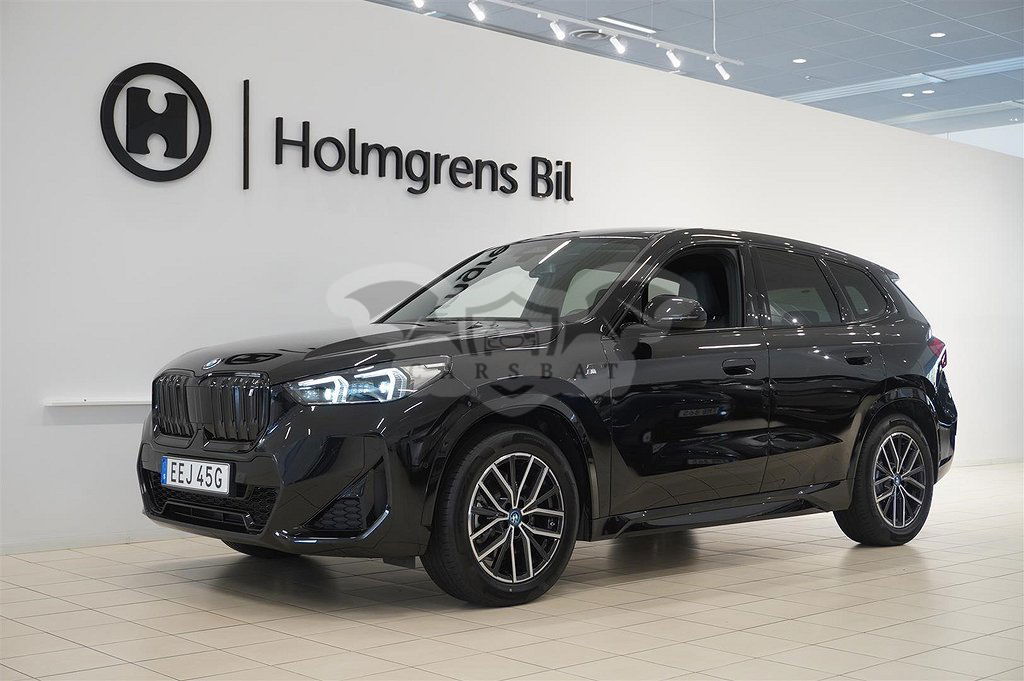 BMW iX1 2023