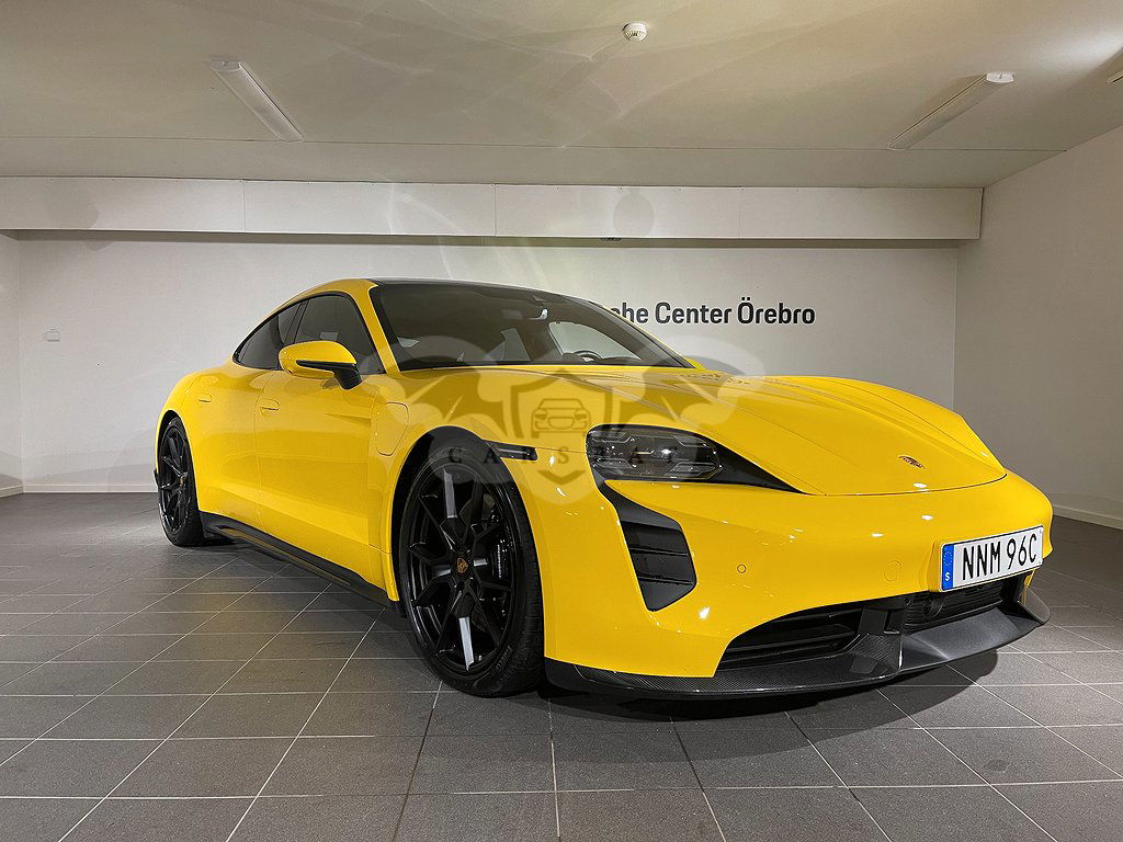Porsche Taycan 2023
