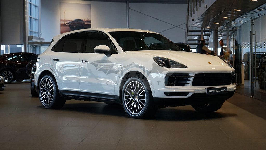 Porsche Cayenne 2021