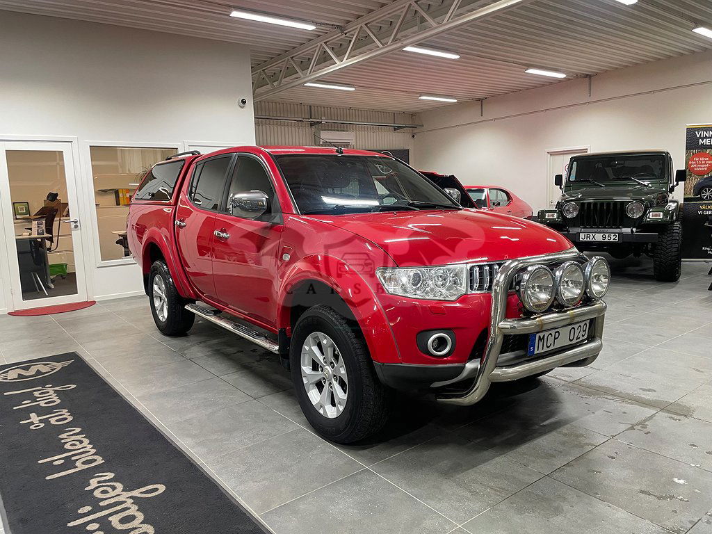 Mitsubishi L200 2012