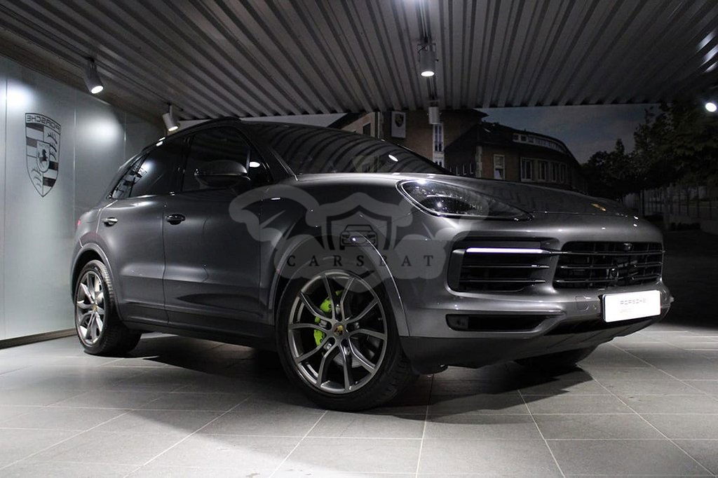 Porsche Cayenne 2021