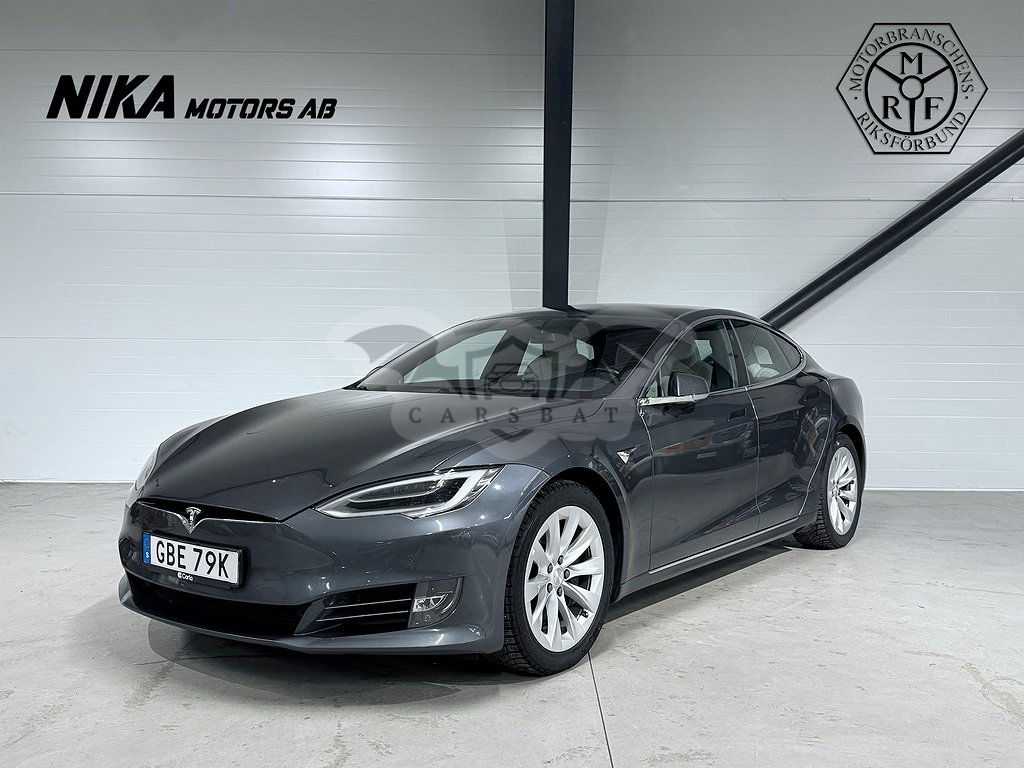 Tesla Model S 2020