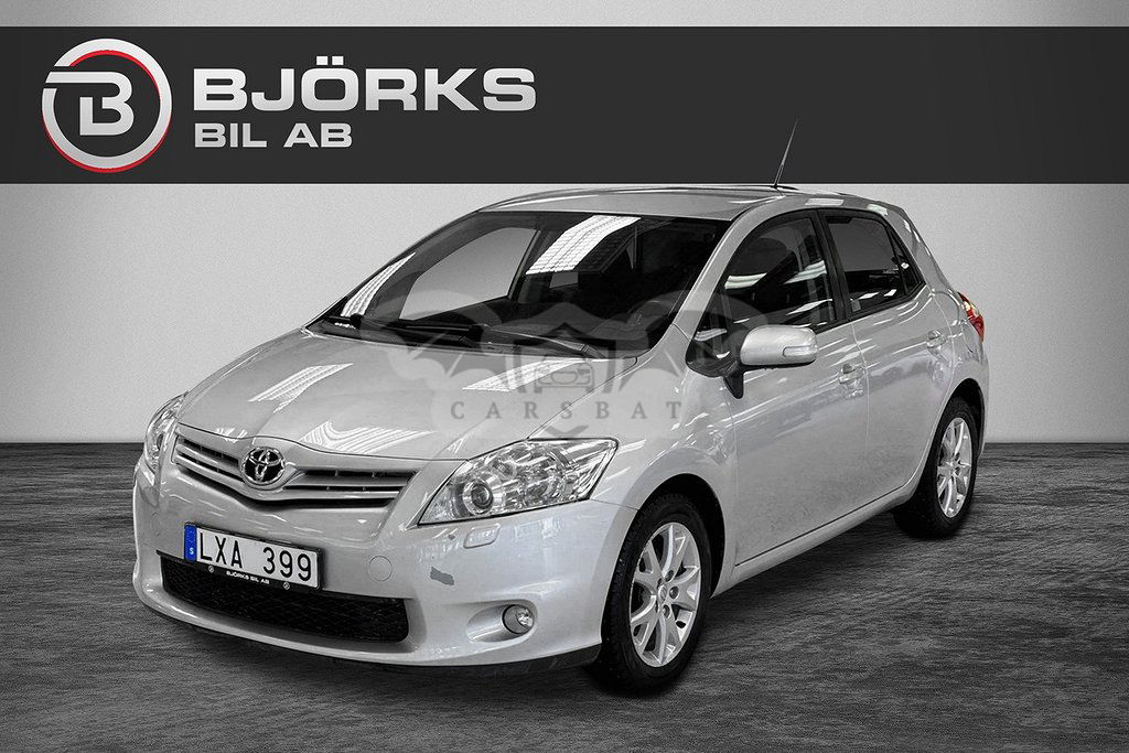 Toyota Auris 2011