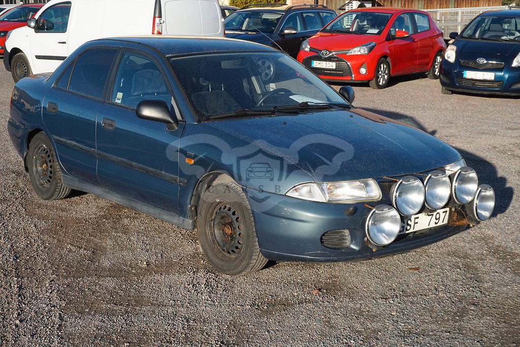 Mitsubishi Carisma 1998