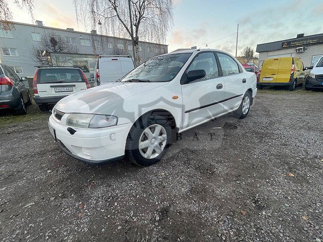 Mazda 3 1998