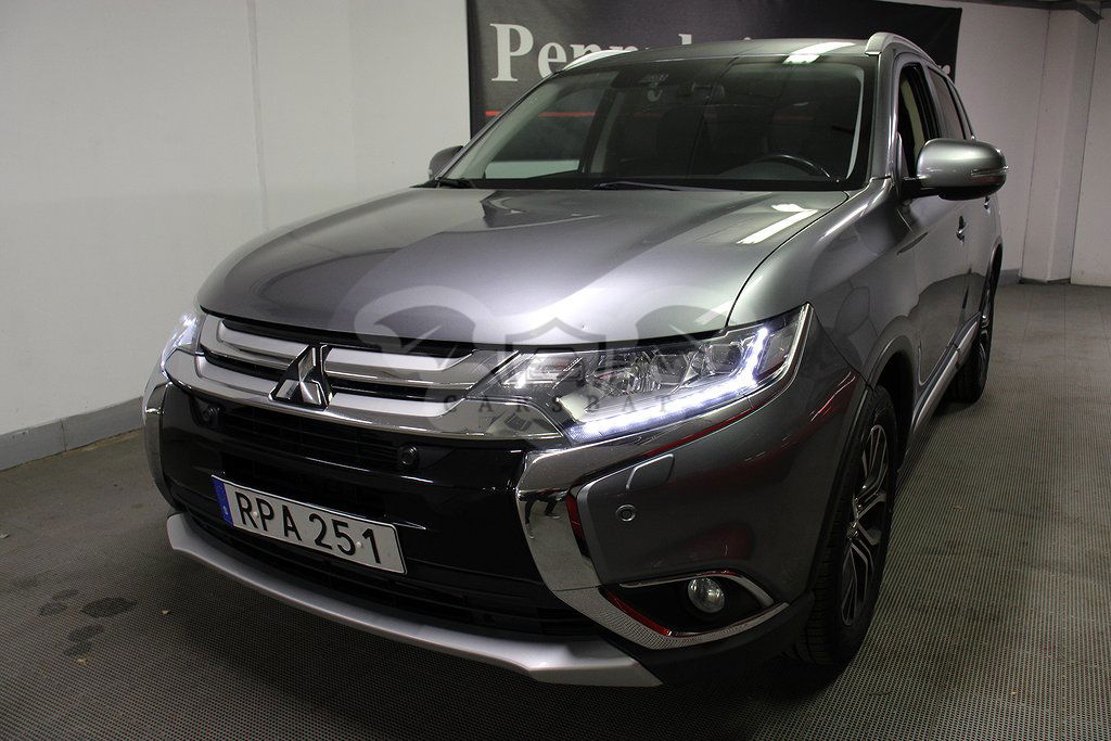 Mitsubishi Outlander 2016