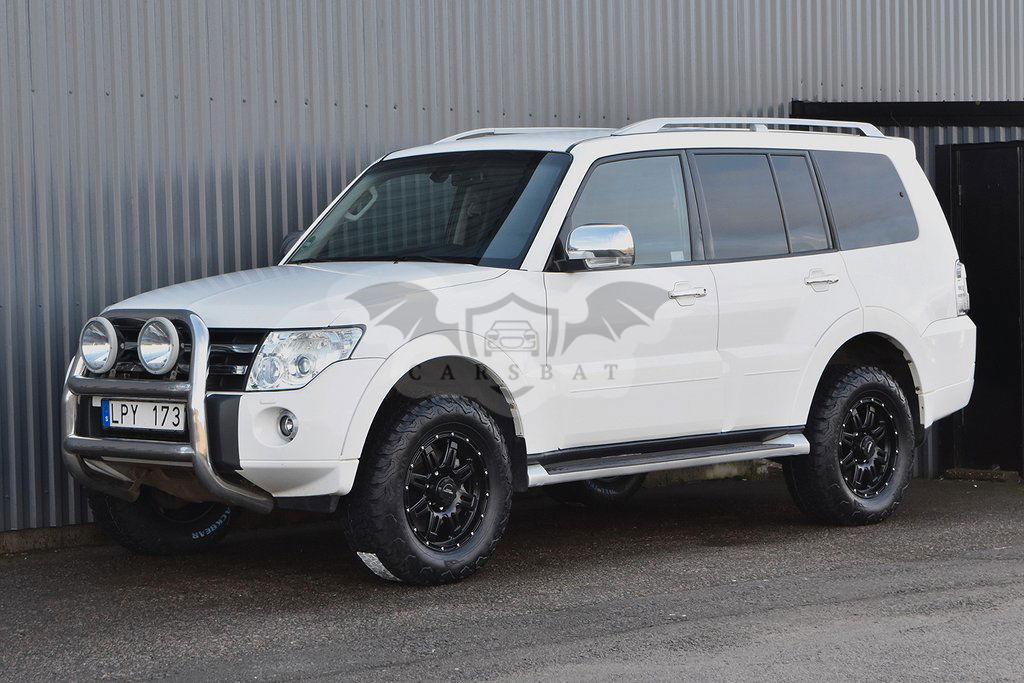 Mitsubishi Pajero 2011