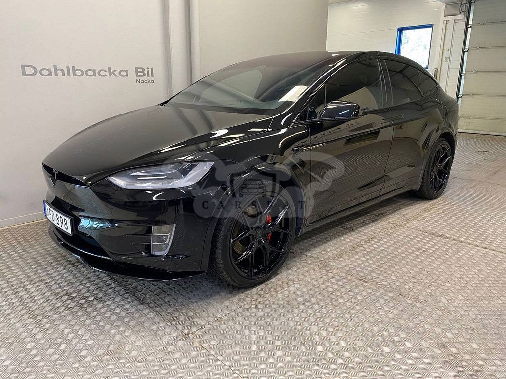 Tesla Model X 2020