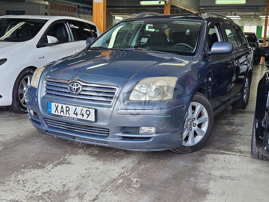 Toyota Avensis 2004