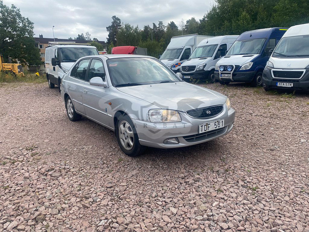 Hyundai Accent 2001