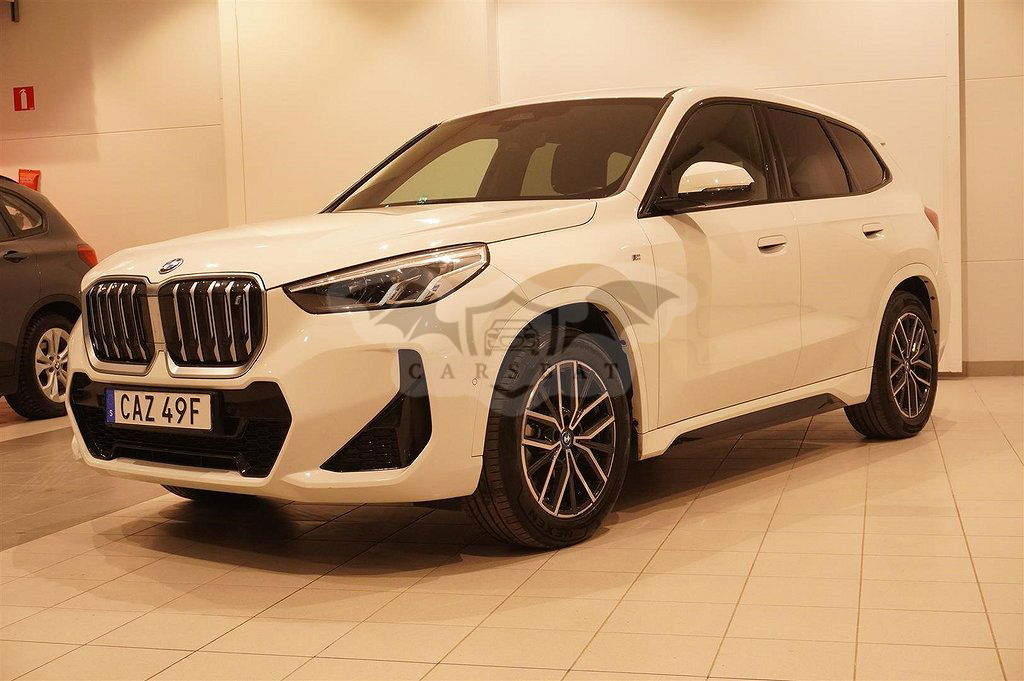 BMW iX1 2023