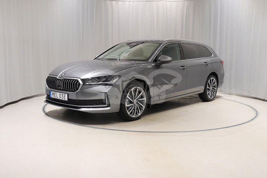 Skoda Superb 2024