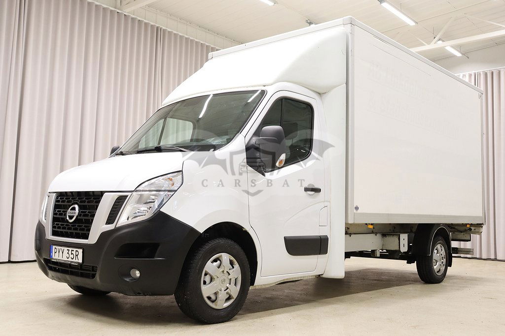 Nissan NV400 2019