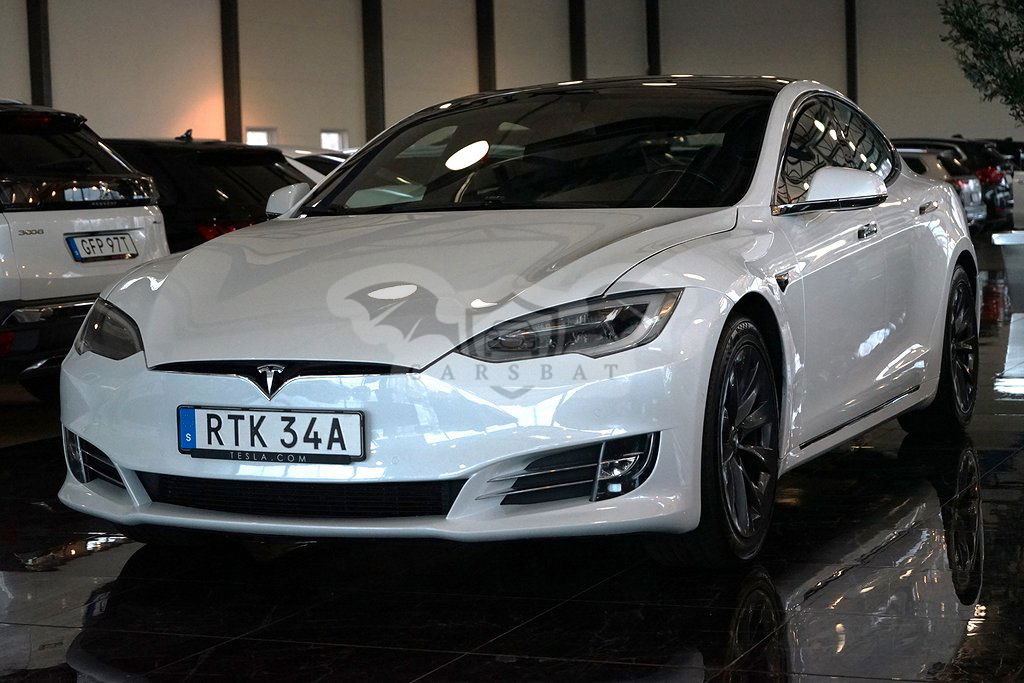 Tesla Model S 2020