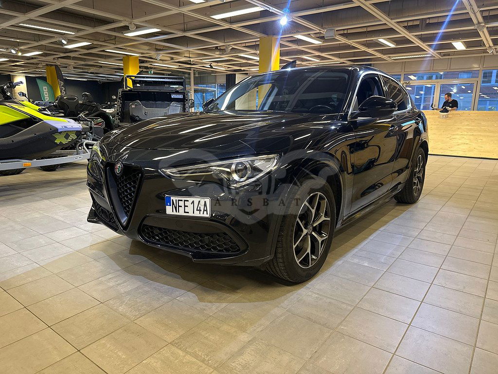 Alfa Romeo Stelvio 2019