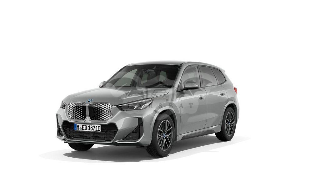 BMW iX1 2025