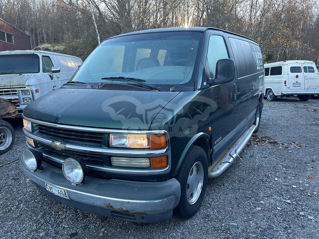 Chevrolet Express 2000