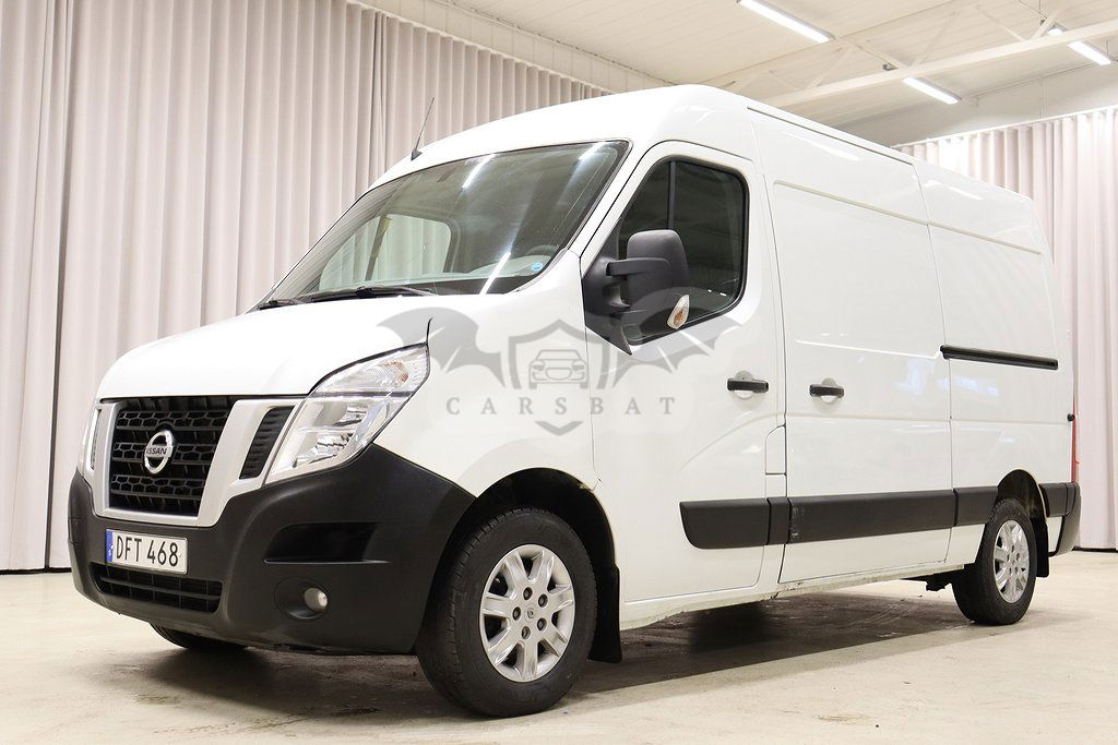 Nissan NV400 2015